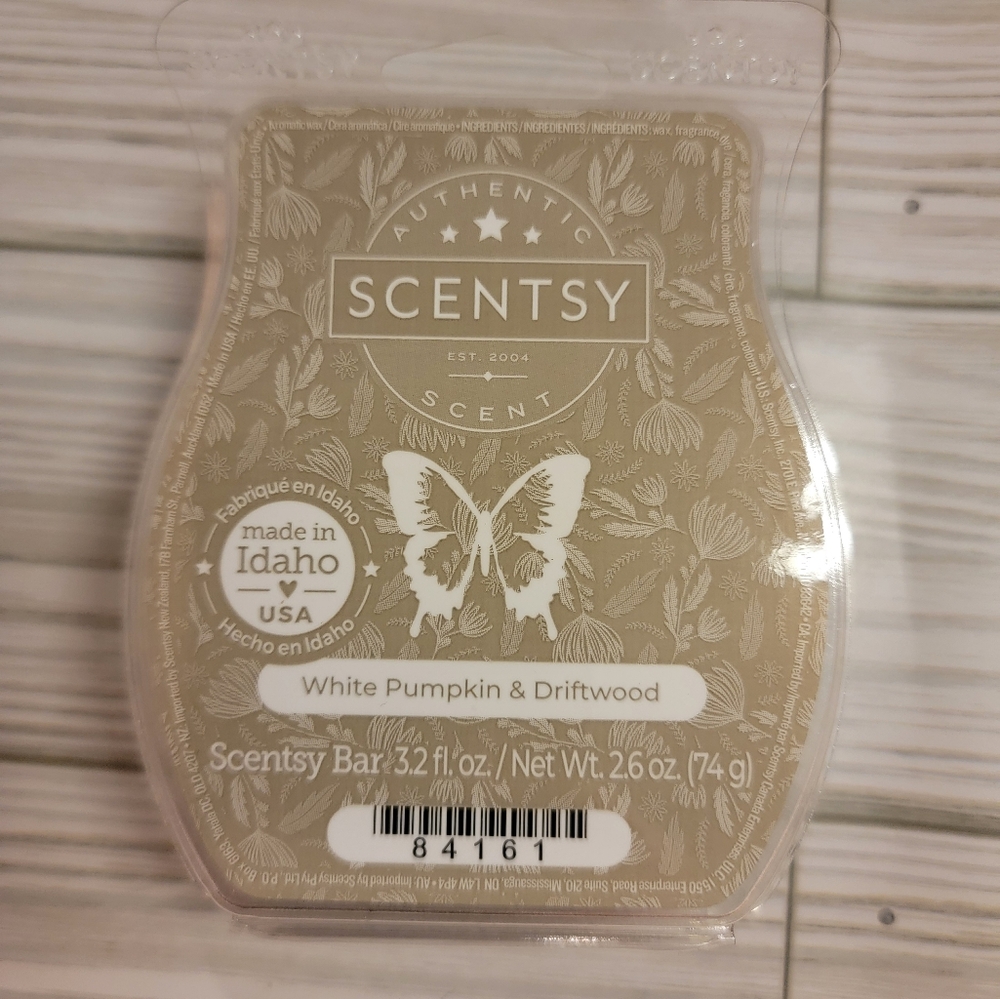 Scentsy Bar in White Pumpkin & Driftwood